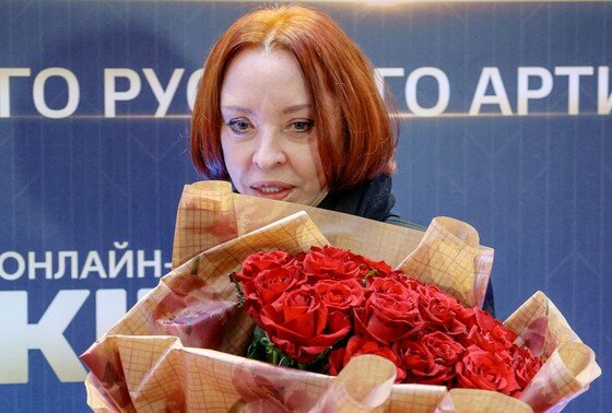    Анастасия Вертинская