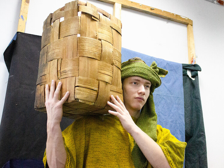 Голые и бедные, или Я б в натурщики пошел, пусть меня рисуют | МК в ...