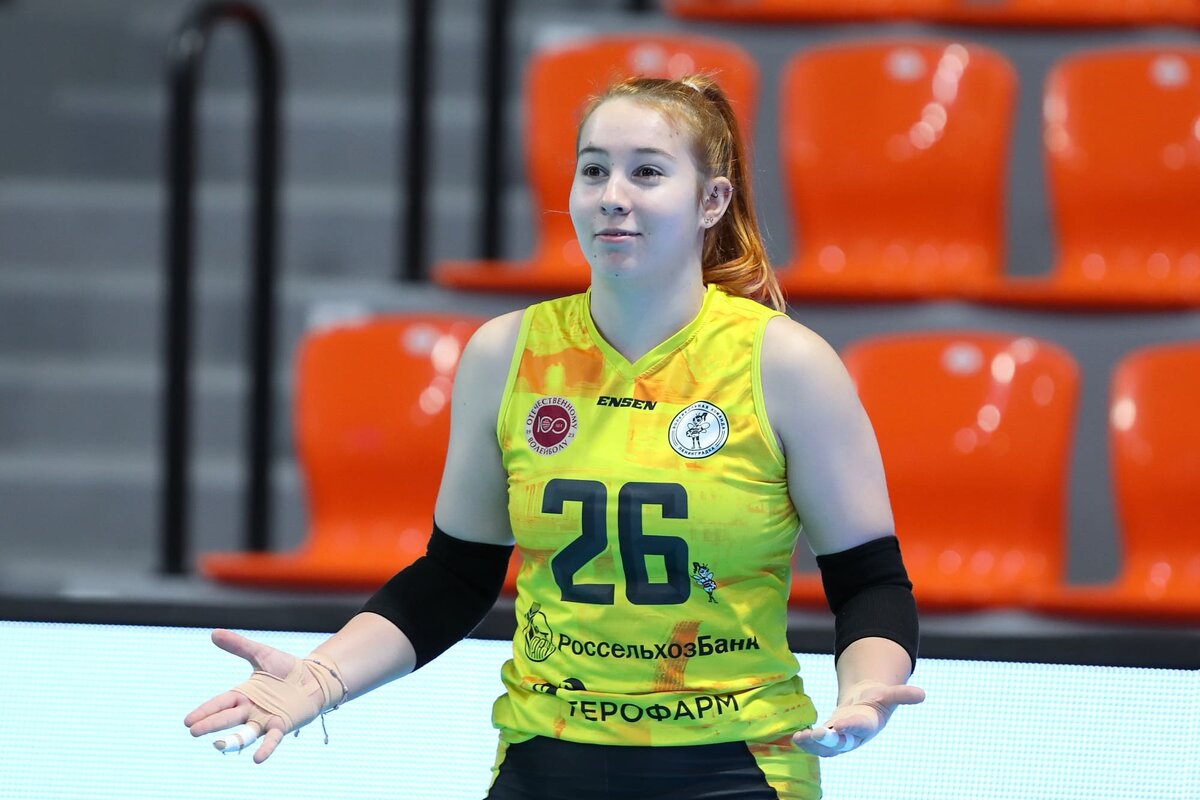 21-летняя Валерия Перова - второй сезона подряд основной либеро "Ленинградки"
