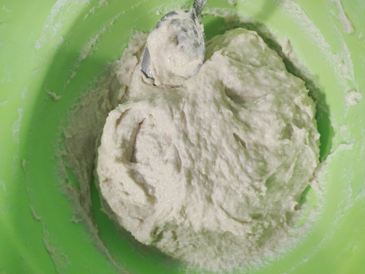 рогалики с повидлом. выпечка из сдобного дрожжевого теста. как приготовить сладкое тесто. как приготовить сладкое тесто. вкусные воздушные булочки.