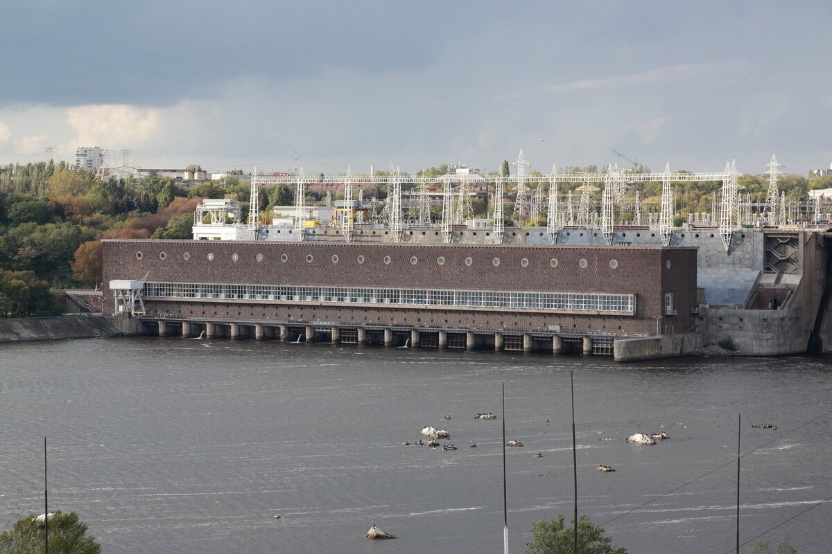 Фото: ТАСС / Сергей Томко / Вид на машинный зал Днепрогэс