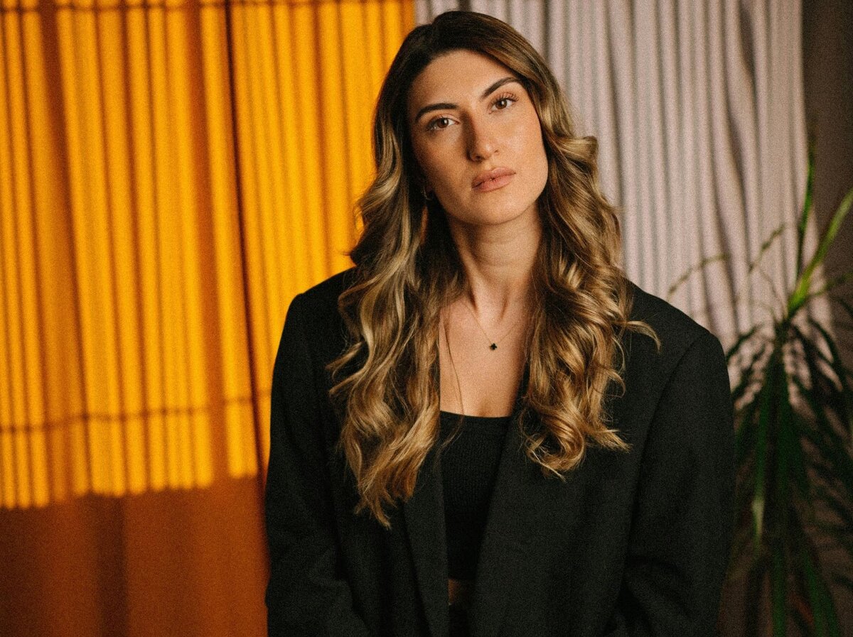 Случаются ситуации, когда мы вынуждены общаться с человеком, который нас раздражает. Фото с сайта pexels.com, используется по лицензии Creative Commons