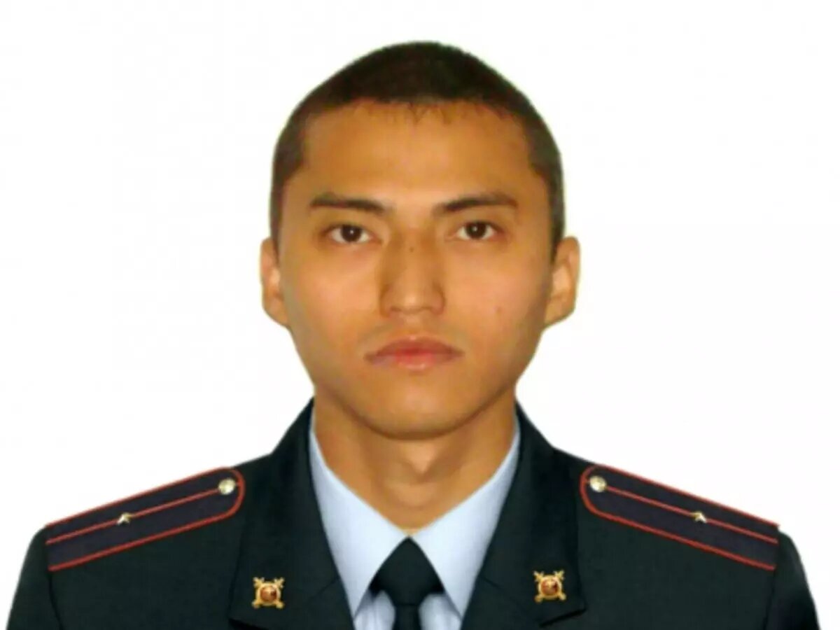 Под Оренбургом нашли застреленными полицейского и школьную работницу ...