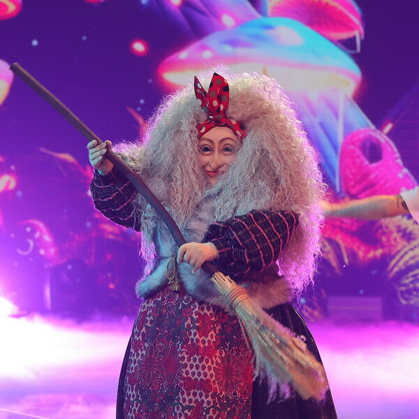 шоу звезды 2024 1 выпуск. конфетка 1 выпуск. шоу звезды 2024 1 выпуск. танцы со звездами 2023 1 канал. фантастика 2022 шоу на первом участники.