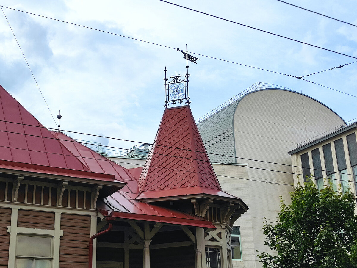 Башня особняка Юлии Добберт, фото: Андрей Александров