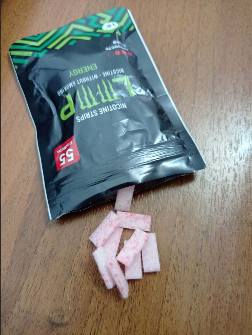 Снюс blax 200. Velo 6 снюс. Hype морозная мята вата. Onyx снюс. Loop никотиновые.