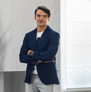 мужья Максим антон петров