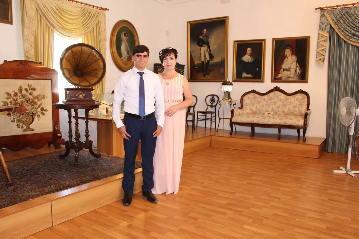 Светлана Устинова с мужем Довудом Аминовым 
© Фото : Из личного архива Светланы Устиновой