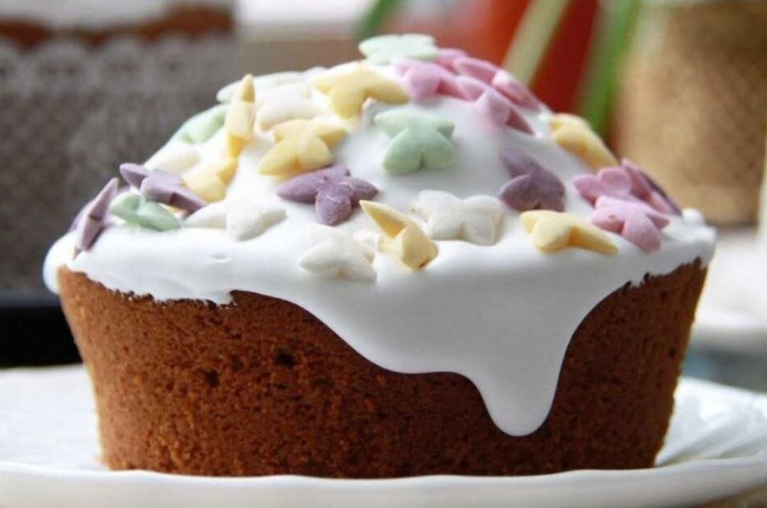 Рецепт вкусного кулича в мультиварке редмонд. Пасхальный кулич в мультиварке. пасхальный кулич в м. куличи в духовке. куличи в мультиварке картинки.