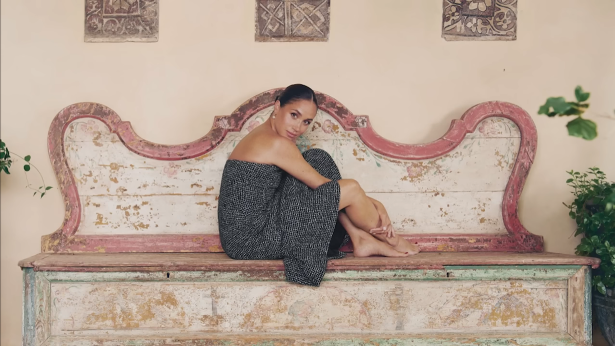 Скриншот из видео YouTube-канала Royal News Network