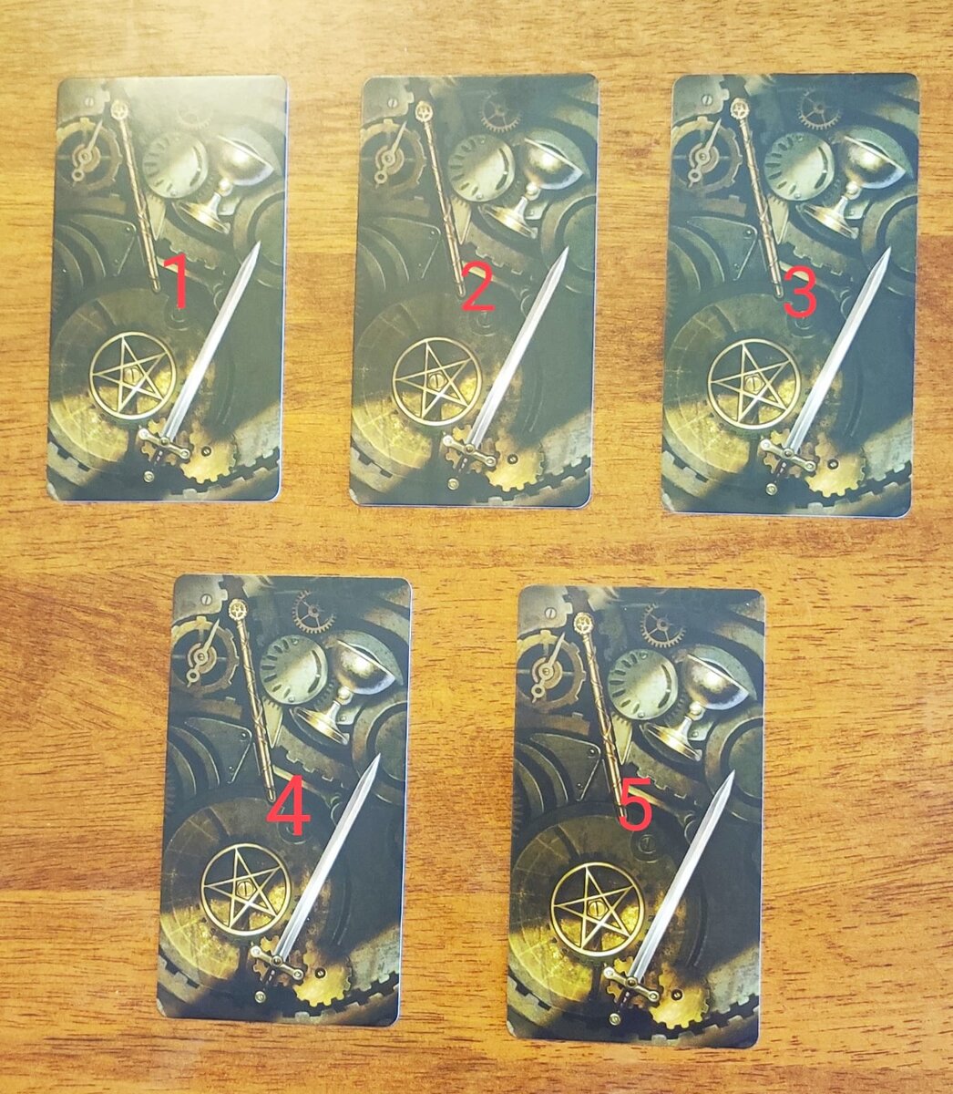  Таро викторианского стимпанка Барбары Мун.