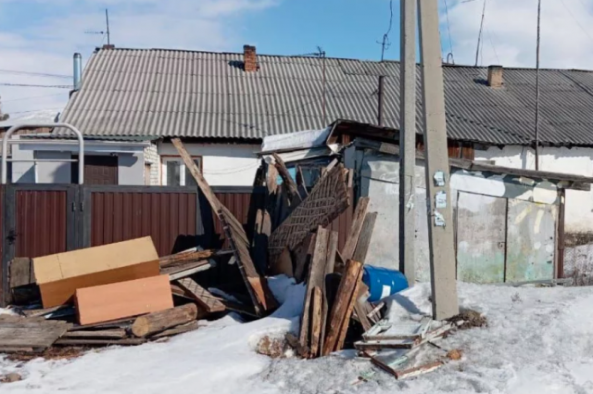    В деревне под Новосибирском расселили аварийный дом