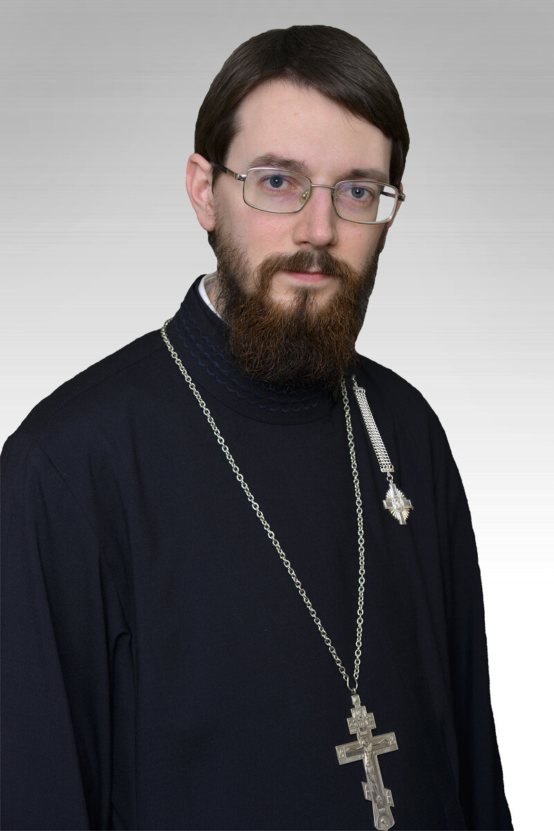 Иерей Владимир Алёшков, штатный священник храма в честь преподобного Пимена Угрешского  Николо-Угрешской духовной семинарии г. Москвы.