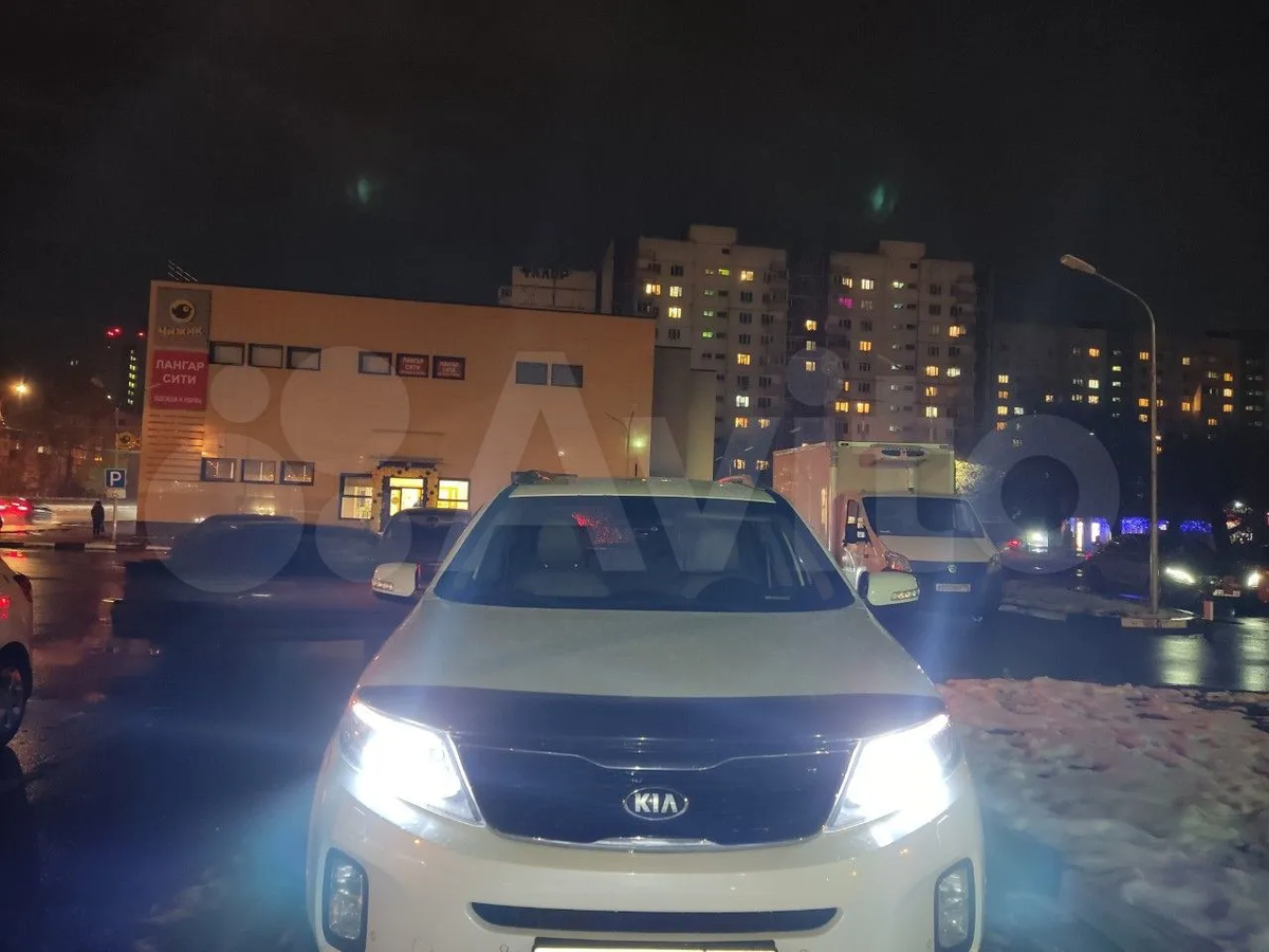 D3S 6000 кельвинов. Чисто белый свет.