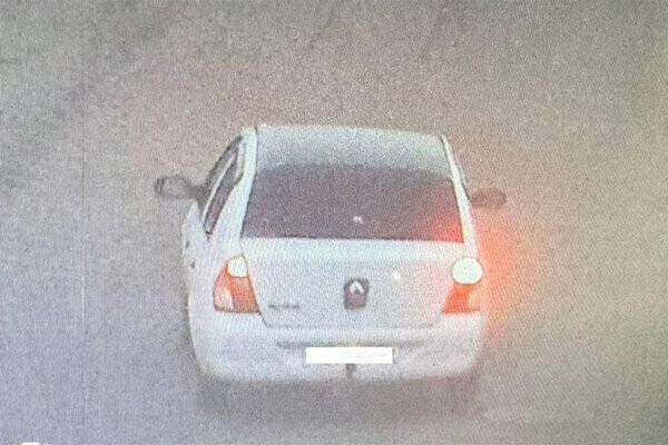 Террористы, участвовавшие в теракте в «Крокус Сити Холл», предположительно, скрылись на белом автомобиле Renault / РИА Новости   📷