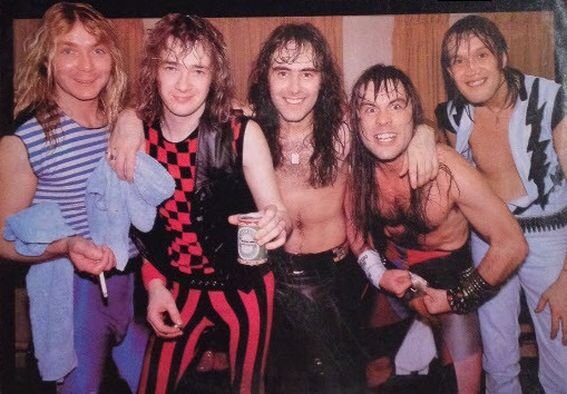 Музыканты Iron Maiden в 1986 году - фото с обложки двойного винилового диска "Iron Maiden - Somewhere On Tour '86/'87", выпущенного в 1986 году в Испании