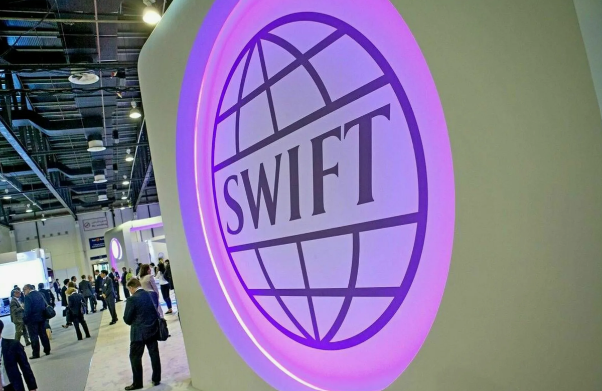 какие деньги в египте. валюта египта. монета египта 1 фунт тутанхамон. египетские деньги название. сколько денег в египет.