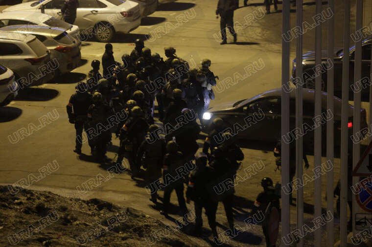 через 52 часа. четверть часа это сколько. через 52 часа. время в москве. задачи со стрелками часов.