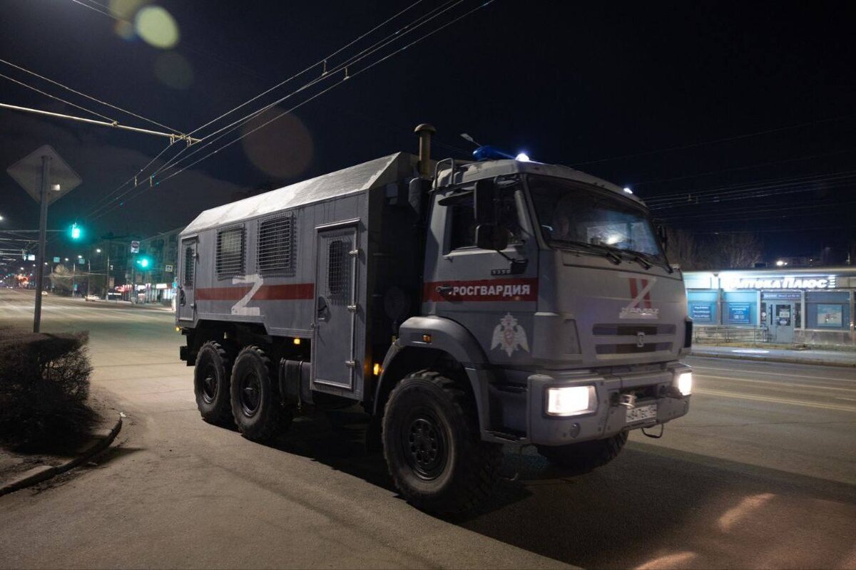 ОМОН в центре, школы закрыли: что в Волгограде изменилось в ночь после  теракта — список | Блокнот Волгоград | Дзен