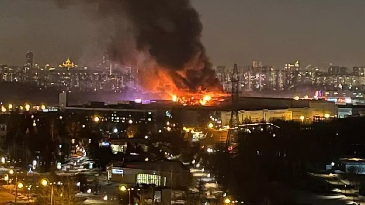     Эксперты считают, что усиленный режим в Москве накануне выборов, ликвидация одной из групп террористов и публичные заявления посольства США и западных стран могли отложить исполнение теракта.