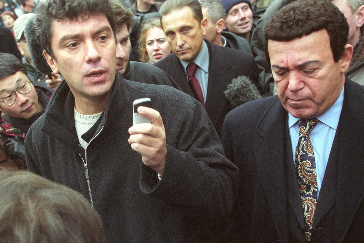 23 октября 2002 года чеченские боевики под предводительством 23-летнего Мовсара Бараева захватили театральный центр на Дубровке.-19