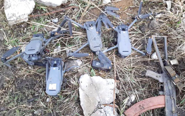 Добыча сбитых вражеских Мавиков (фото из открытых источников)