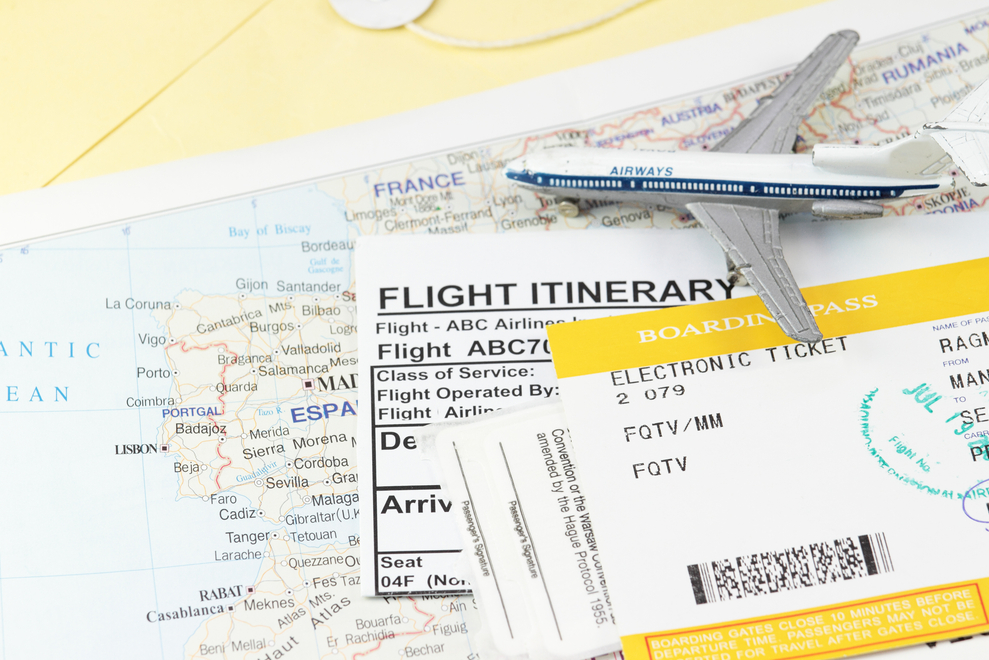 Начало регистрации на рейс. За сколько минут заканчивается регистрация. Время регистрации на рейс в аэропорту. Окончание регистрации на внутренние рейсы. Победа авиакомпания регистрация на рейс.