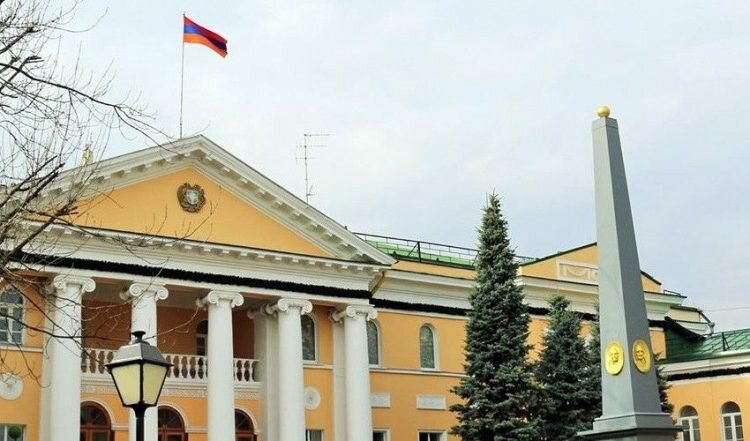 Посольство Армении в России назвало «возмутительными» высказывания в эфире телеканала «Дождь» о якобы причастности армян к теракту в «Крокус Cити Холле» и выразило глубокую озабоченность в этой связи.