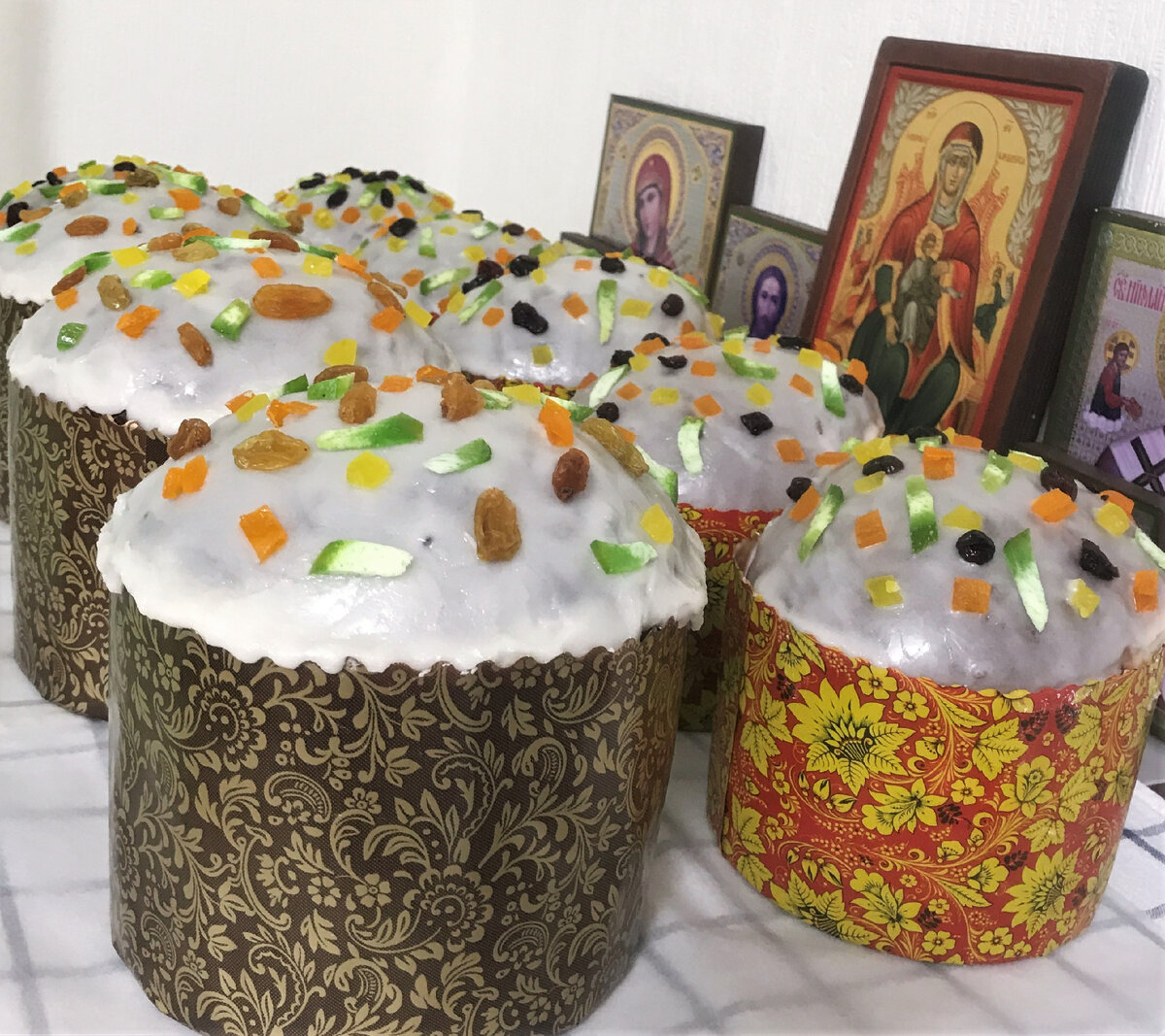 Пасхальные куличи (фото из личного архива).