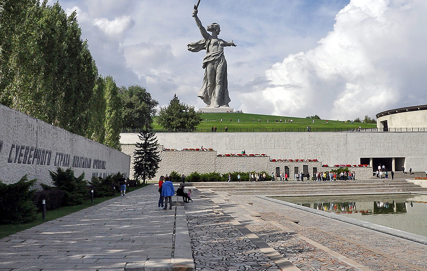 Площадь Героев на Мамаевом кургане: подпорная стена. Волгоград, часть 23