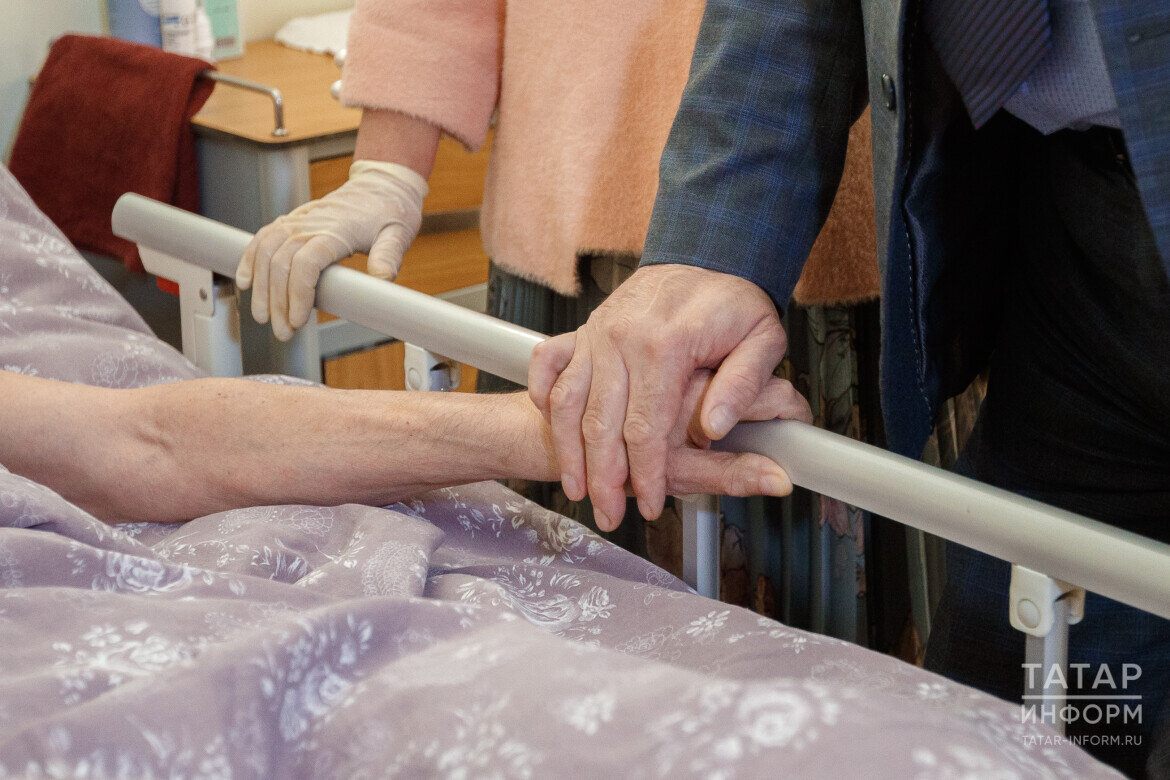 ​«Конечно, забота о родителях является нашим священным долгом. Но кто не может – я таких тоже понимаю. Даже лучше, если человек, имеющий деньги, наймет специального человека» Фото: © Владимир Васильев / «Татар-информ»