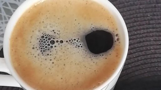 Я плотно завтракаю. Плотно позавтракав мною. Красивый завтрак. Плотно позавтракав мною. Плотно ужинаю плакат завтракаю.