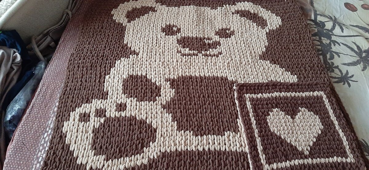 Одна сторона  двухстороннего пледа 