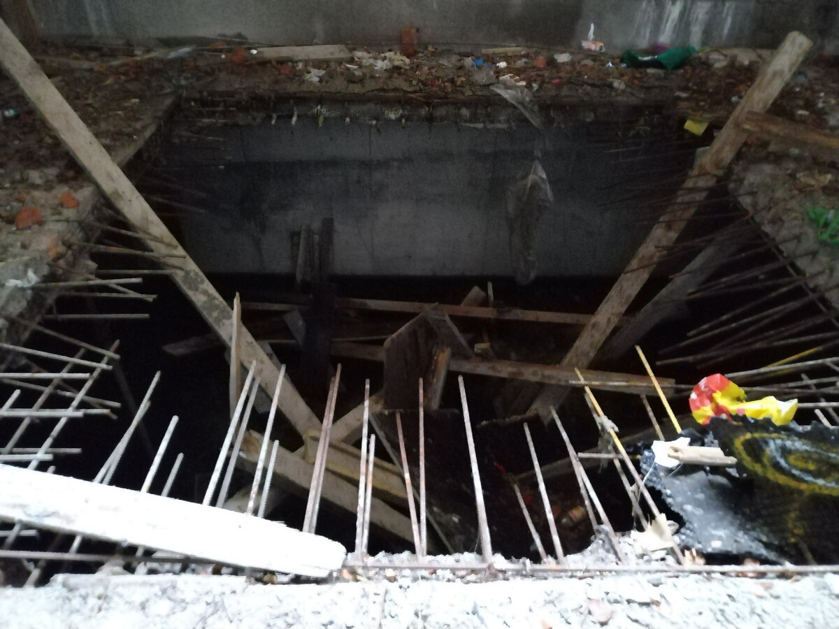 Провалиться, переломать ноги и утонить - запросто