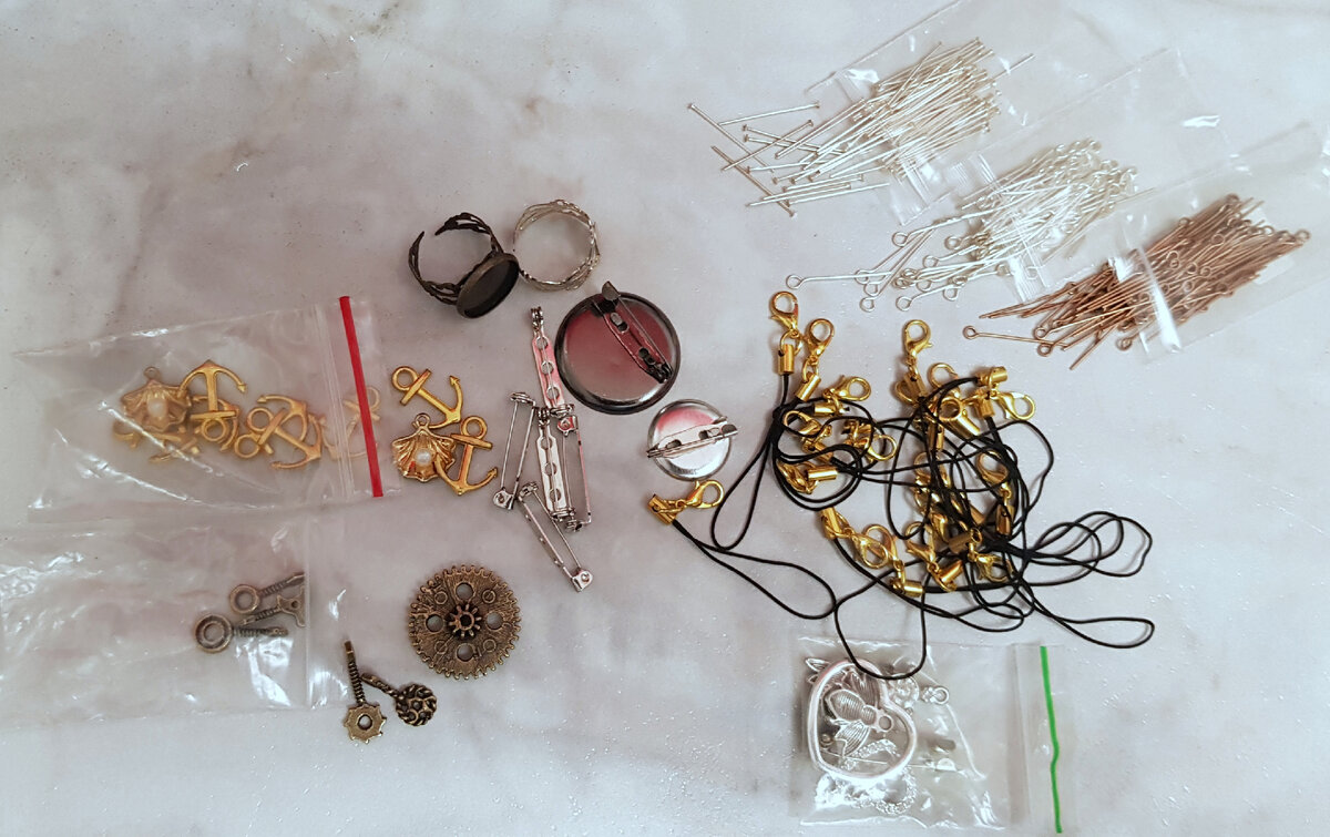 Различная фурнитура для бижутерии, фото автора