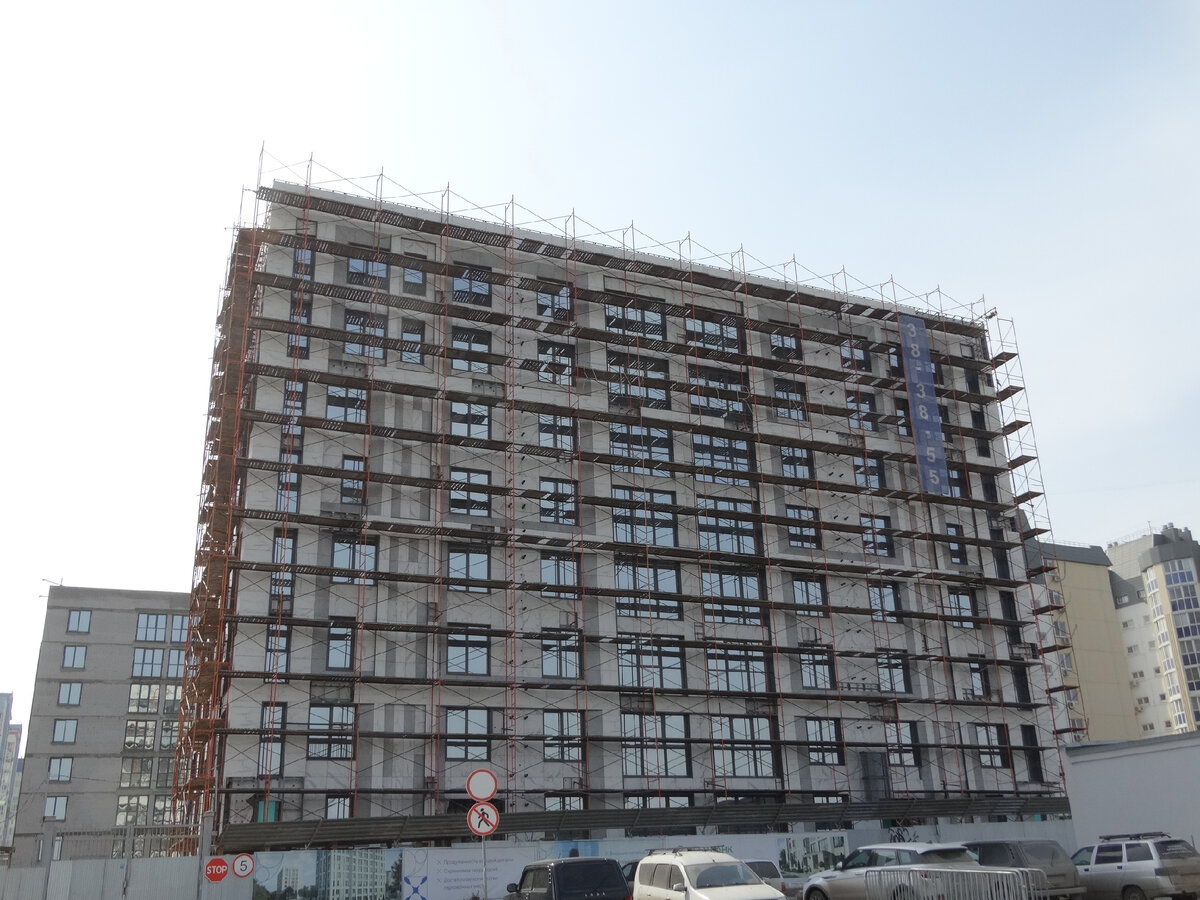 1-й дом жилого комплекса