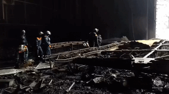  Разбор завалов в Крокусе. МЧС