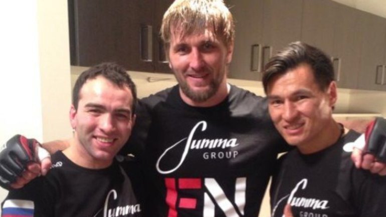    Камил Гаджиев, Виталий Минаков и Бату Хасиков. Соцсети