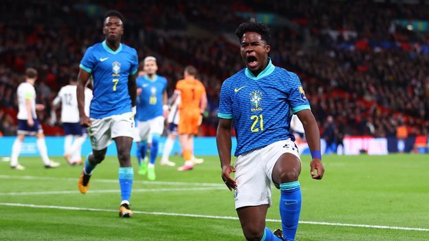    Эндрик радуется голу в ворота сборной Англии. Reuters