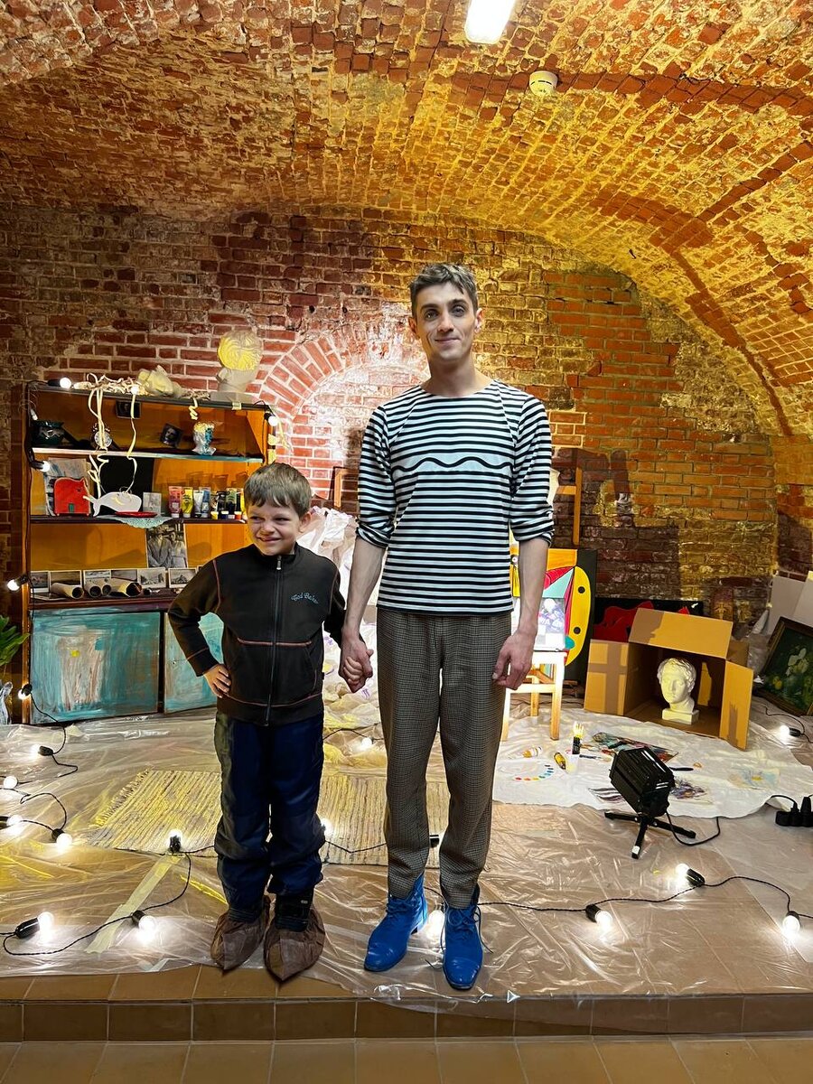 «Как я стал художником» в Театре наций