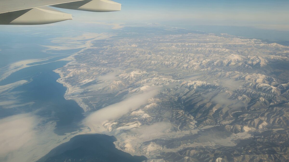 Поясок из иллюминатора самолета/ © photos.sakhalin.name