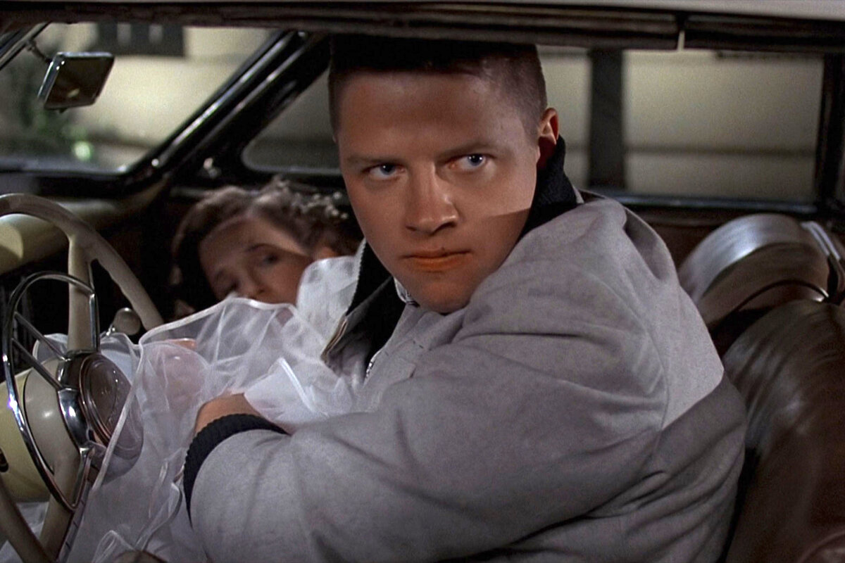 Кадр из фильма "Назад в будущее"...