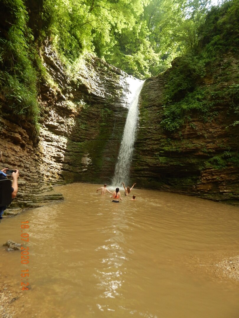 Водопад Руфабго