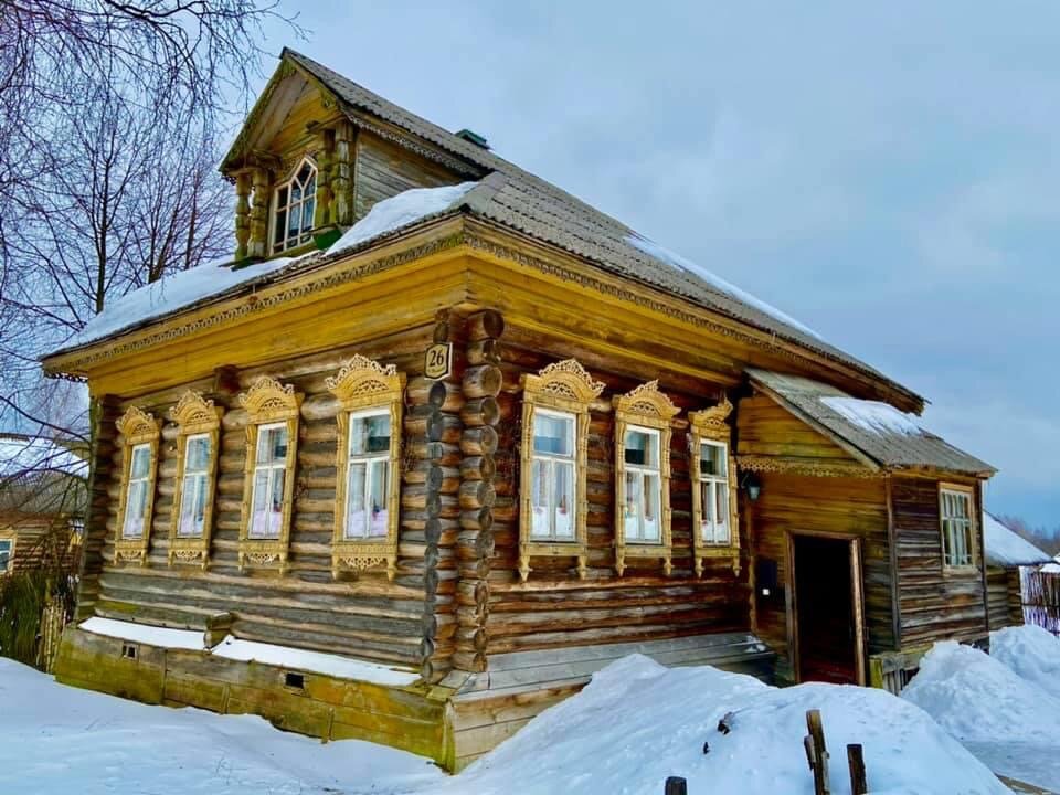 Изба постройки 1910 года. Ныне этнографический музей, точнее, изба. 