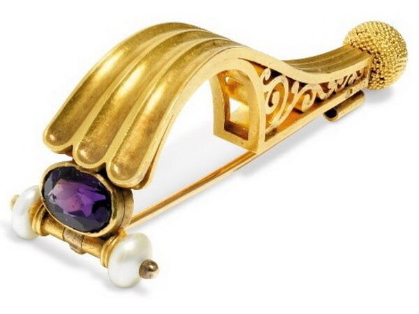 Копия скифской броши lV века до н.э.