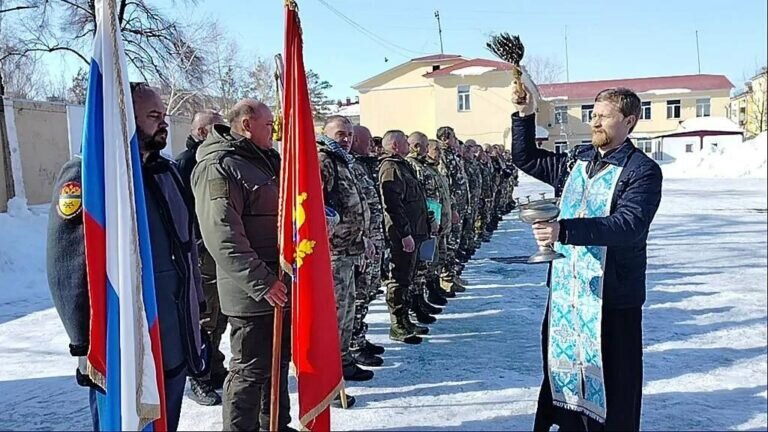    Из областного военкомата в БАРС-6 «Форштадт» уехала очередная партия из 53 добровольцев Андрей Севостьянов