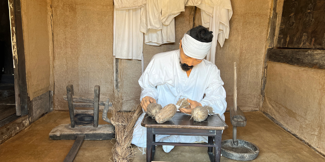 Про традиционную деревню, традиционные домики Чеджу и традиционные корейские пытки