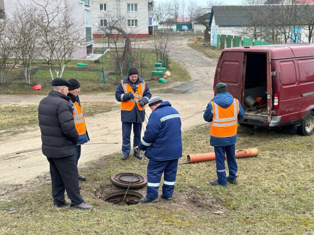 Подарили Вилейке фонтан и каждый день спасают город. Сотрудники водоканала  в лицах | Минская правда | МЛЫН.BY | Дзен