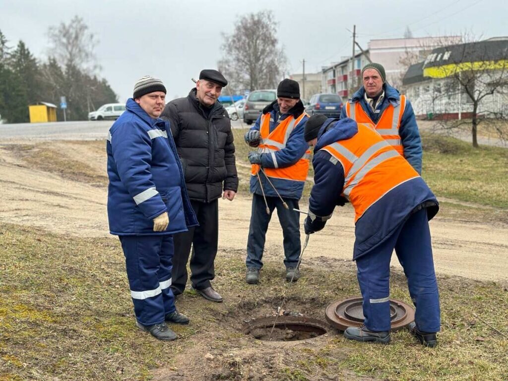 Подарили Вилейке фонтан и каждый день спасают город. Сотрудники водоканала  в лицах | Минская правда | МЛЫН.BY | Дзен