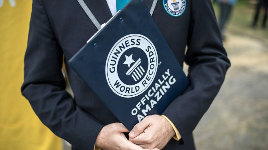 В книге рекордов Гиннеса достаточно много противоречивых рекордов.